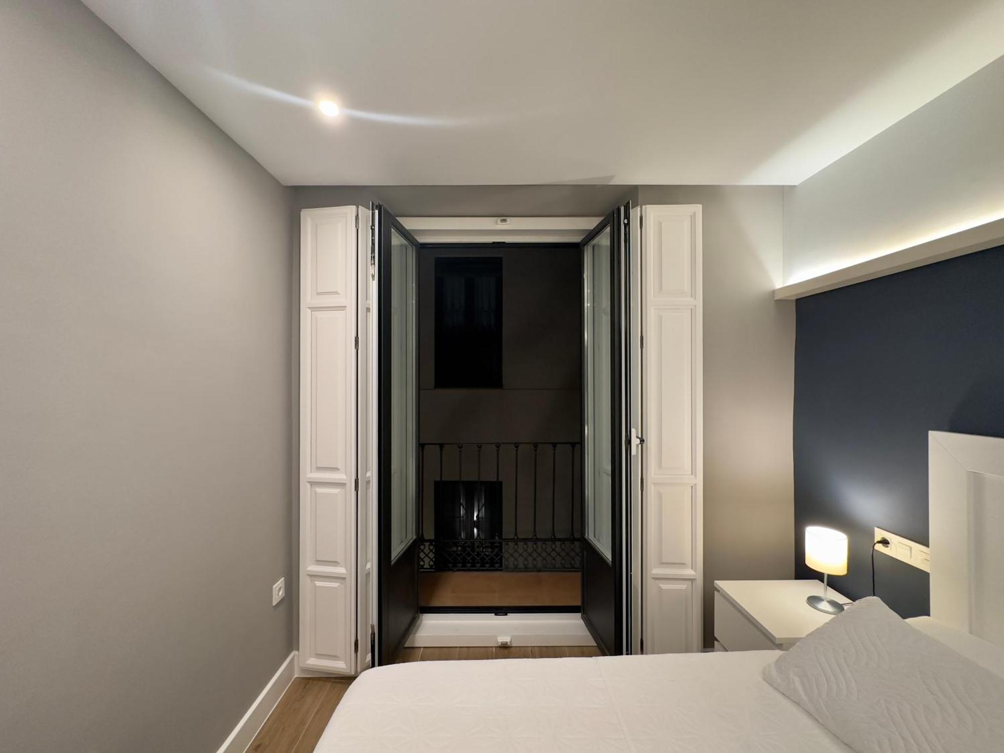 Apartamentos Anaya,1º,2º En Pleno Centro De Granada Bilik gambar
